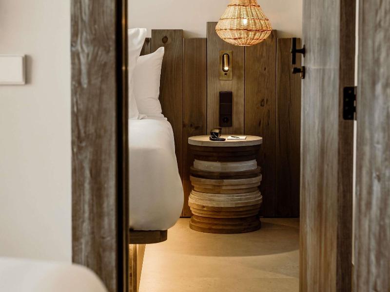 Playa Dorada At Cala Llonga Resort image