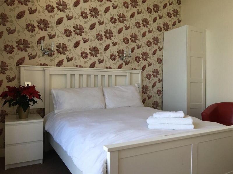 Lansdowne Hotel Ltd image