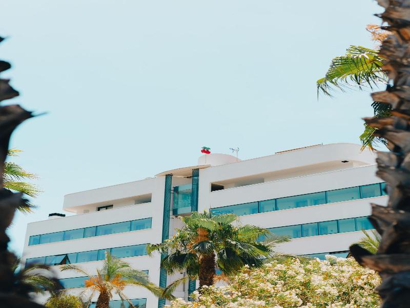 El Hotel Pacha – Includes entrance to Pacha Club image