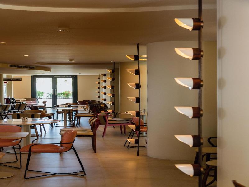 El Hotel Pacha – Includes entrance to Pacha Club image