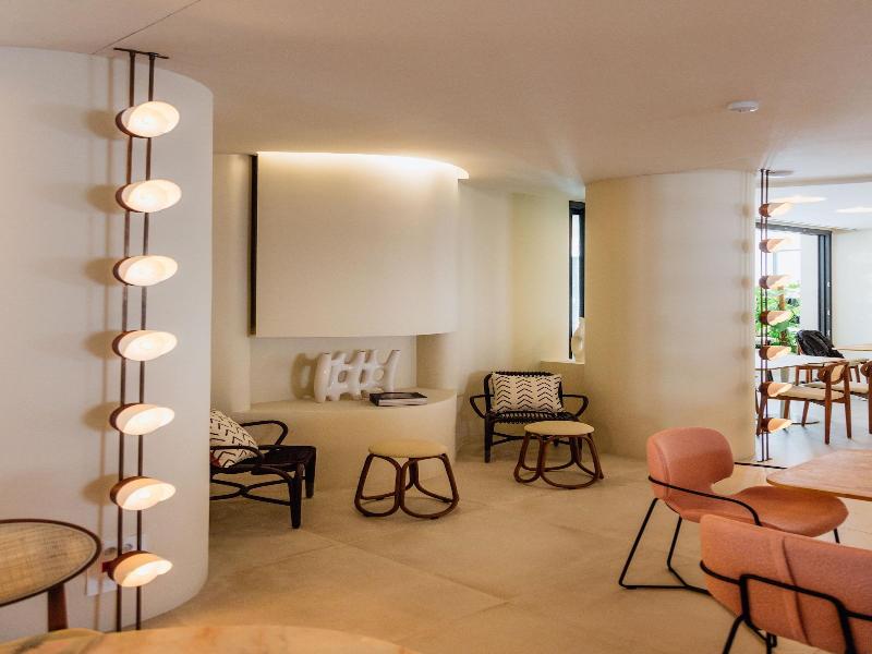 El Hotel Pacha – Includes entrance to Pacha Club image