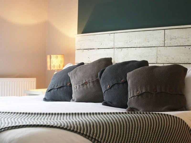 The Cliff House Hotel image