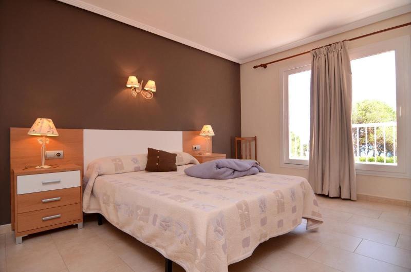 Hostal Cala Boix image