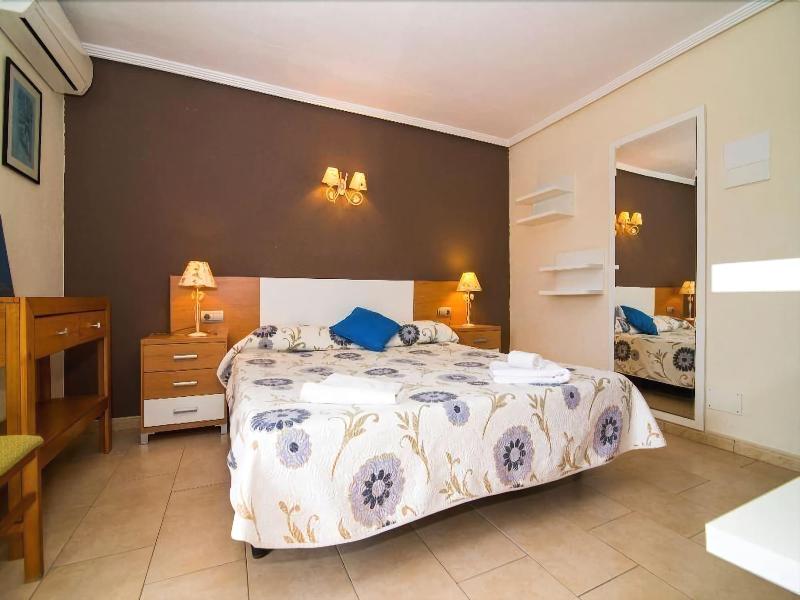 Hostal Cala Boix image