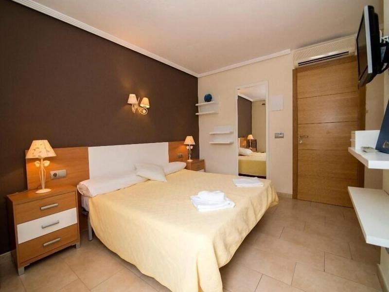 Hostal Cala Boix image