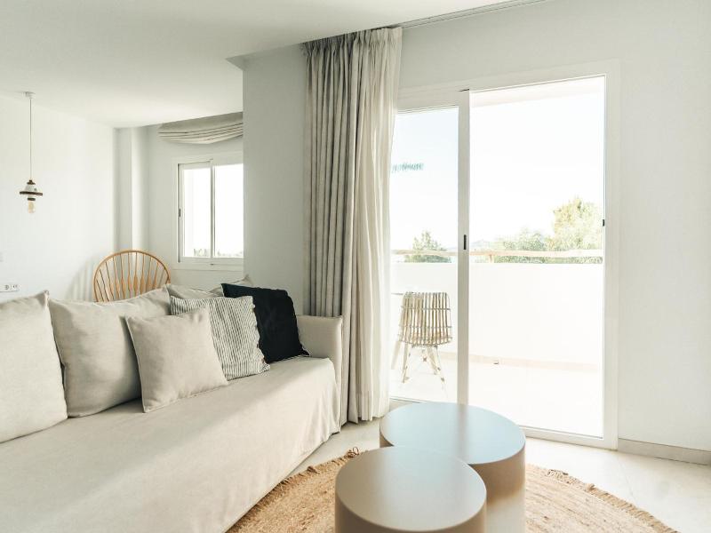 Hotel Boutique & Spa Las Mimosas Ibiza image