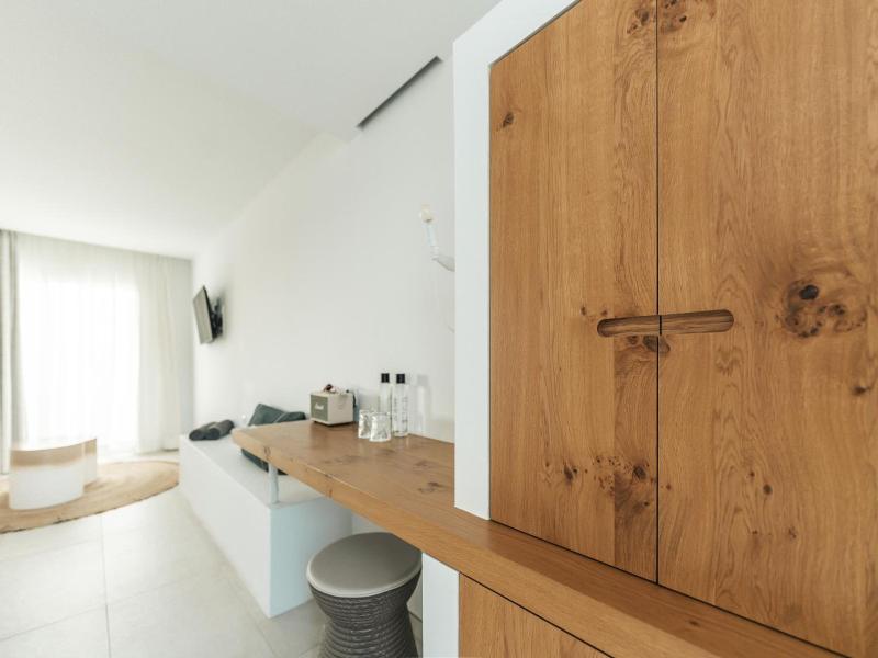 Hotel Boutique & Spa Las Mimosas Ibiza image