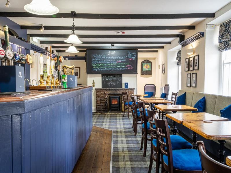 Rose And Crown image