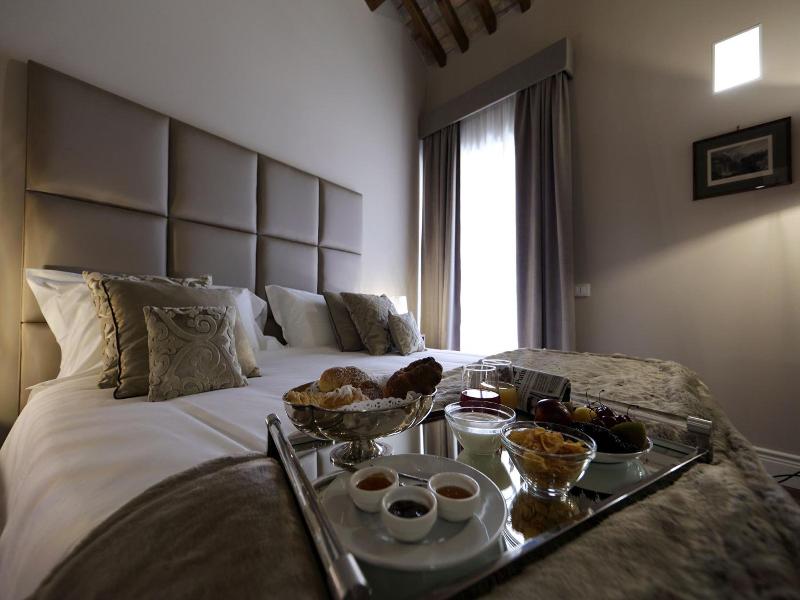 Residenza Palazzo Fortuna image