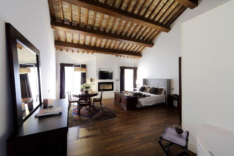 Residenza Palazzo Fortuna image