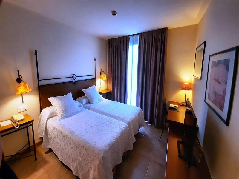 Hotel Sant Jordi image