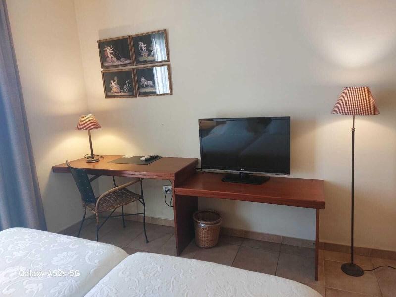 Hotel Sant Jordi image
