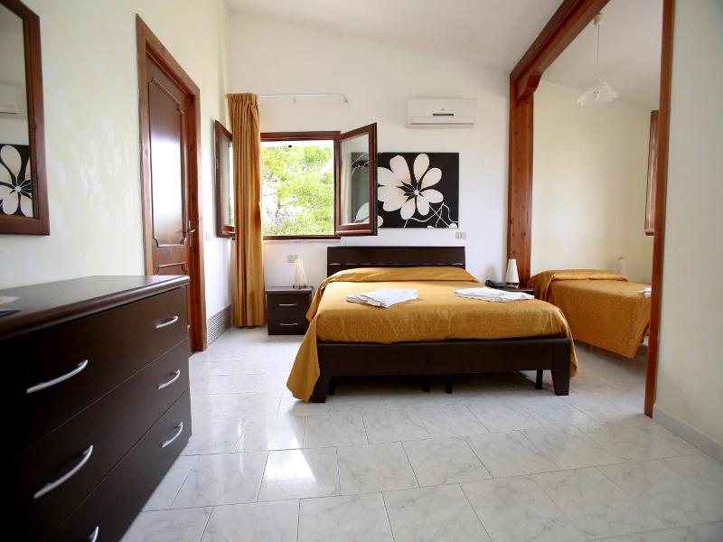 Hotel Paola image