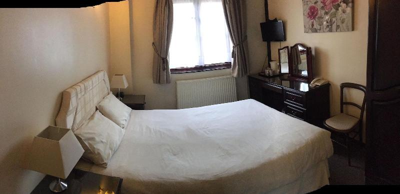 The Sorrel Horse Inn image