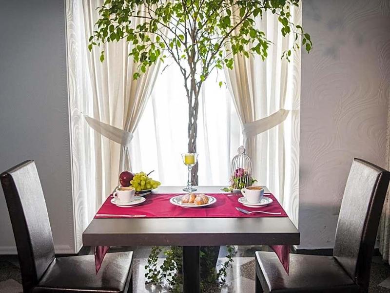 Hotel Santa Chiara image