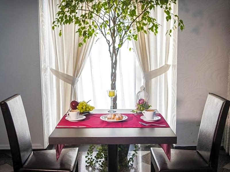 Hotel Santa Chiara image