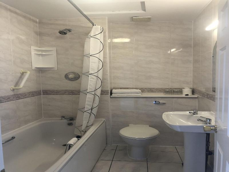 Harvey's Guesthouse image