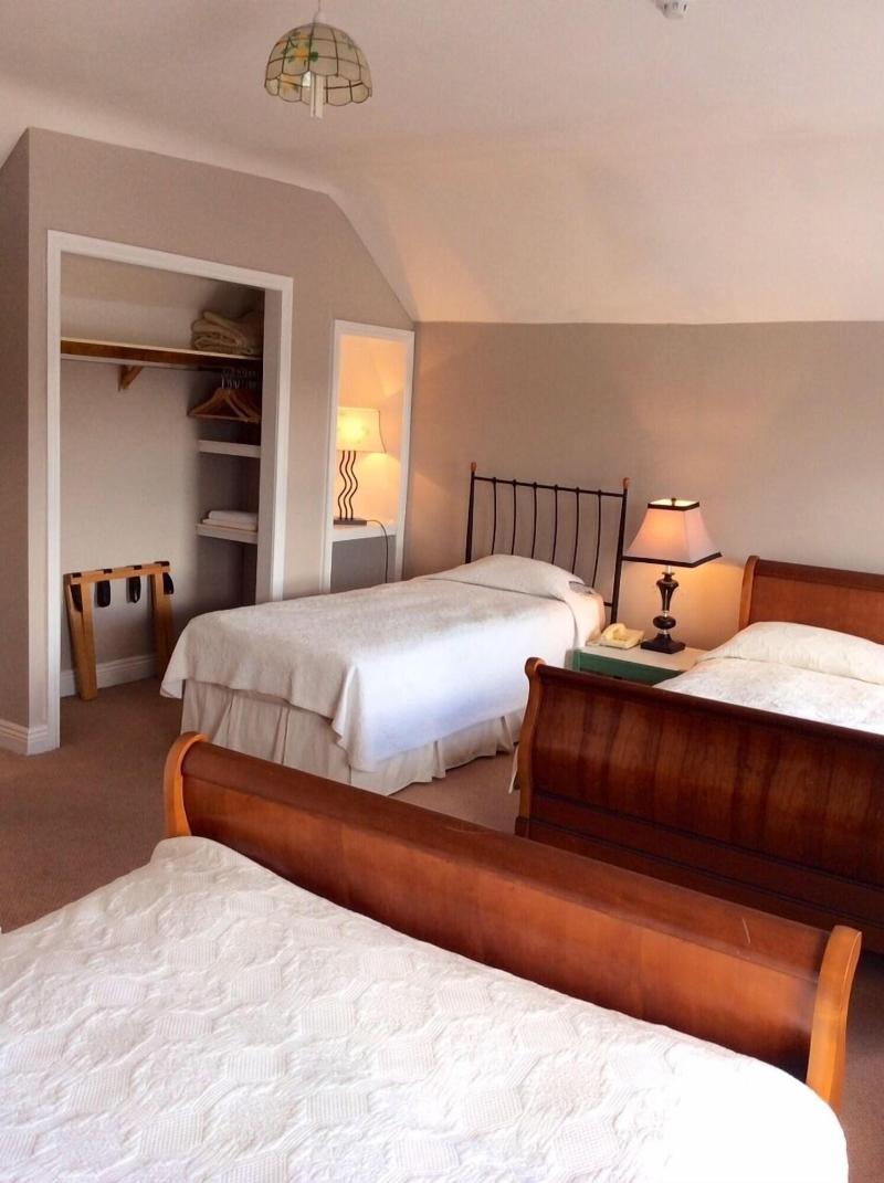 Harvey's Guesthouse image
