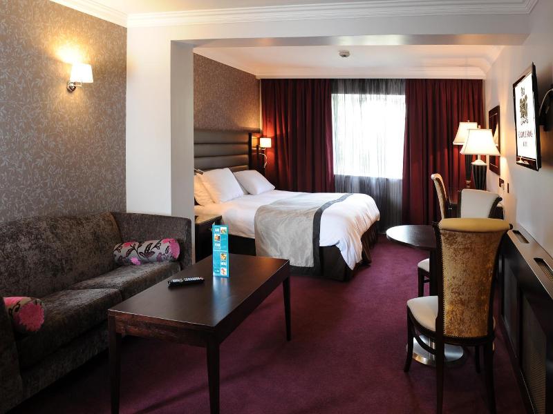 Greville Arms Hotel image