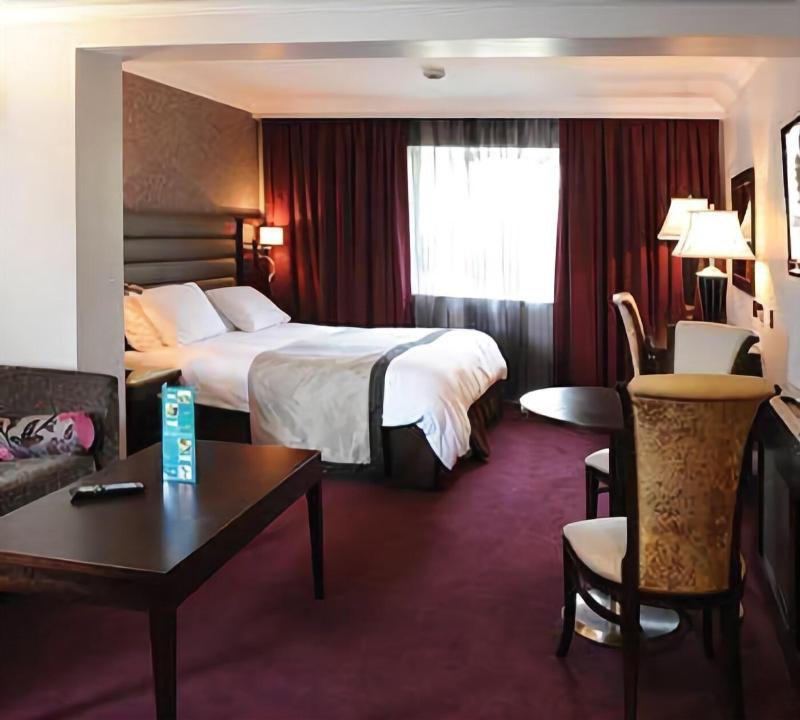 Greville Arms Hotel image