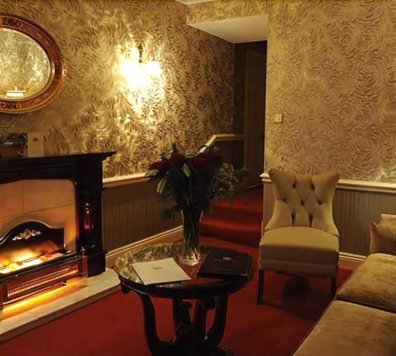 Greville Arms Hotel image