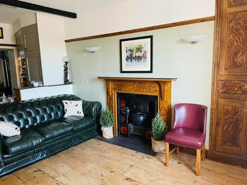 Arosfa Harbourside Guest House image