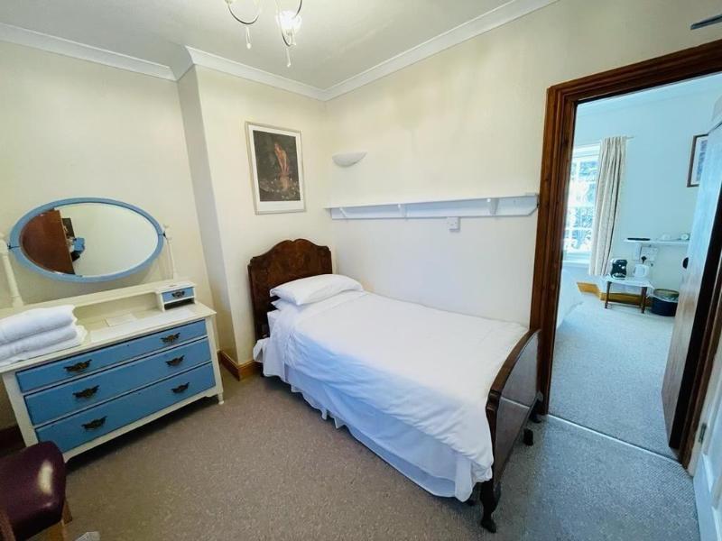 Arosfa Harbourside Guest House image