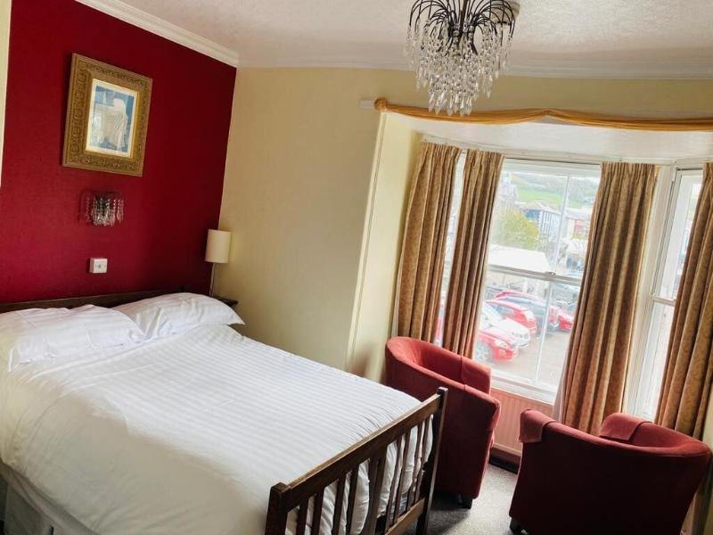 Arosfa Harbourside Guest House image