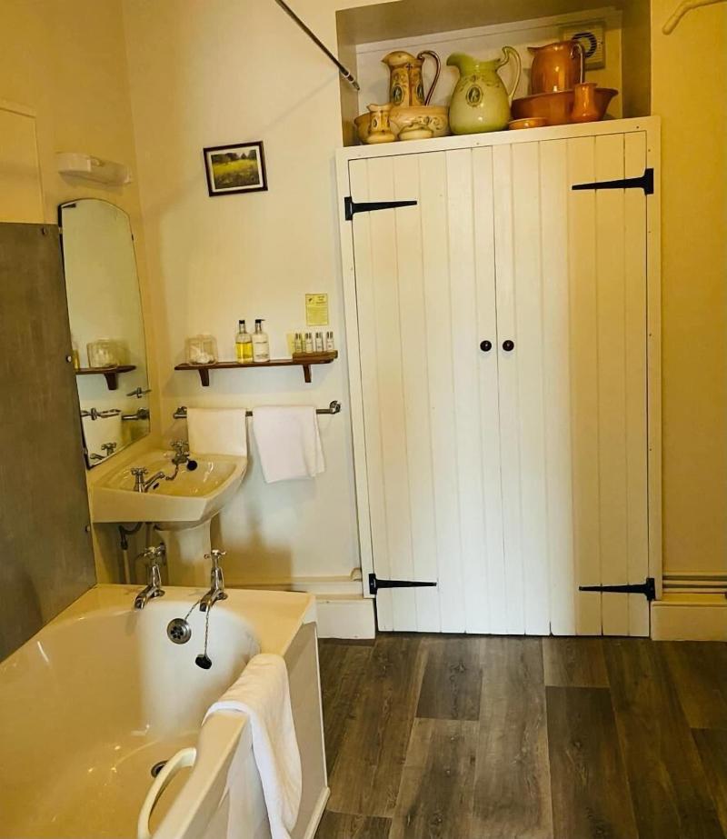 Arosfa Harbourside Guest House image