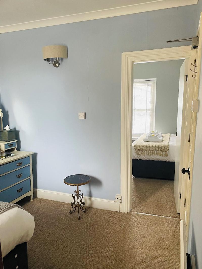 Arosfa Harbourside Guest House image
