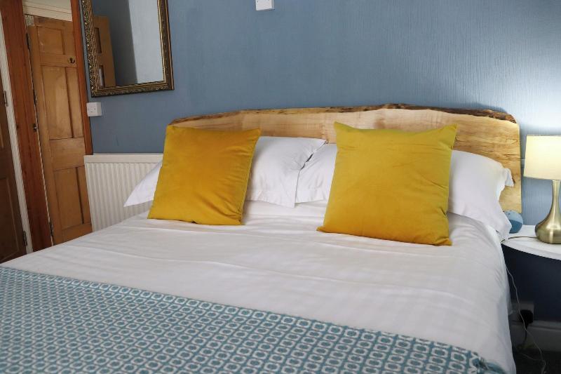Arosfa Harbourside Guest House image