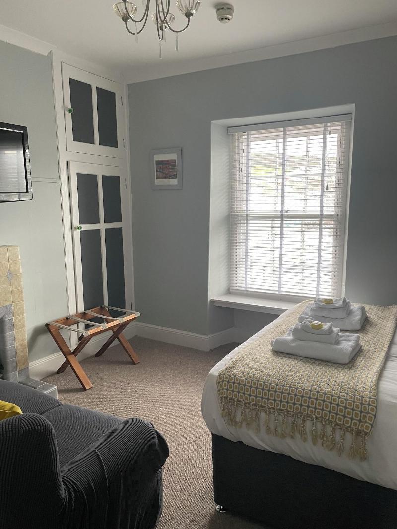 Arosfa Harbourside Guest House image
