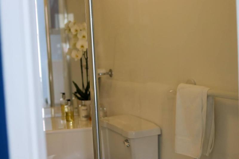 Arosfa Harbourside Guest House image