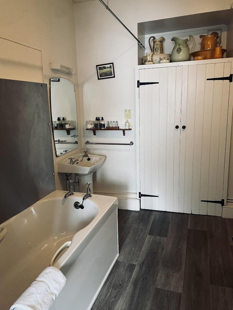 Arosfa Harbourside Guest House image