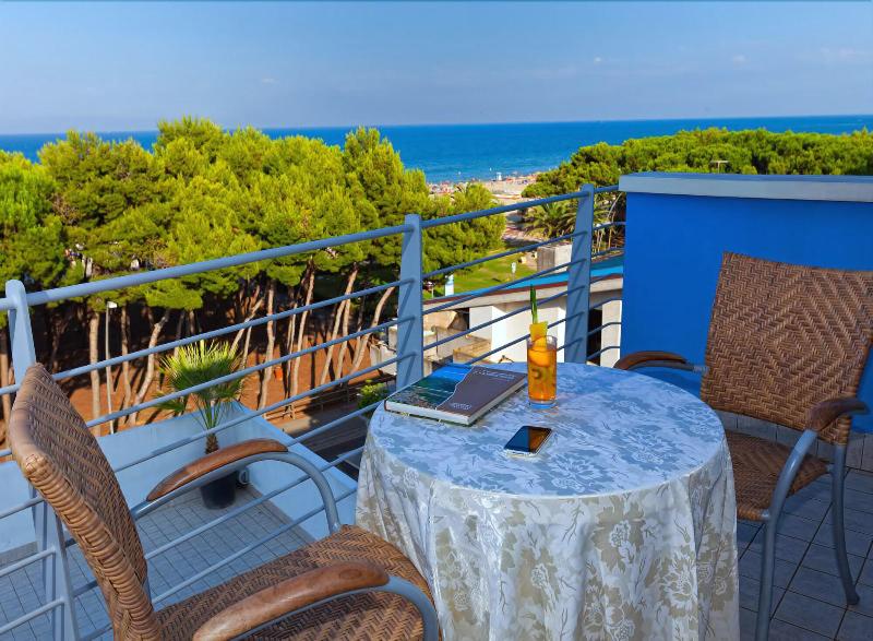 Hotel Antares image