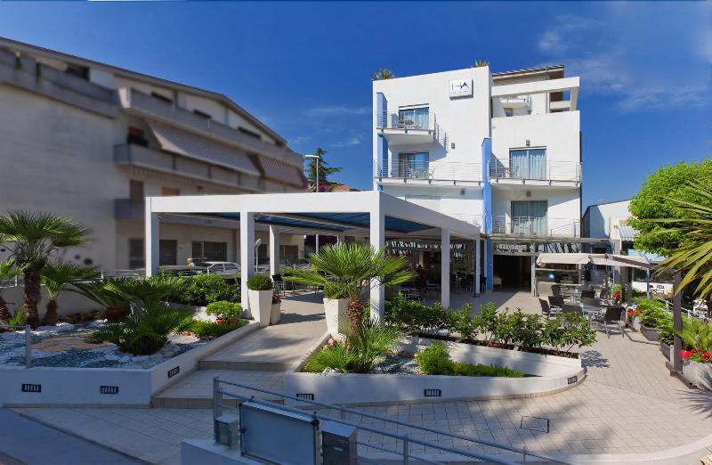 Hotel Antares image