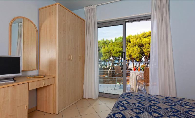 Hotel Antares image