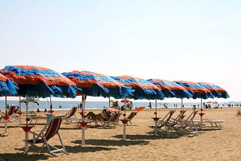 Hotel Lido image