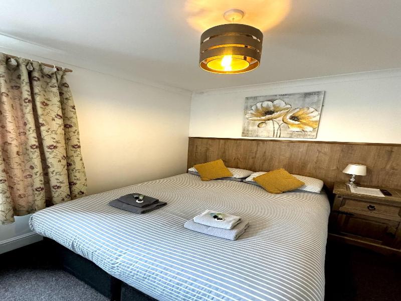 Riverside Hotel Bed And Breakfast image