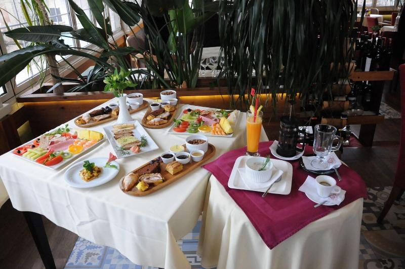 Hotel Boutique Restorant Gloria image