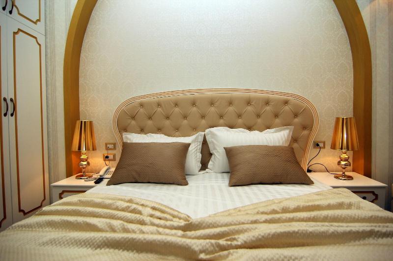 Hotel Boutique Restorant Gloria image