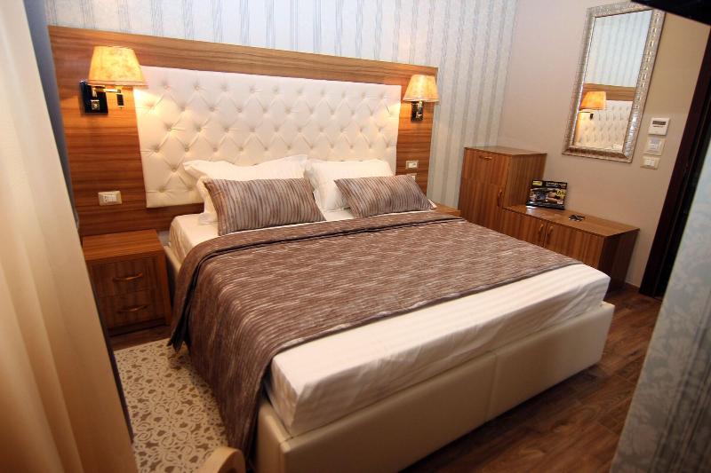 Hotel Boutique Restorant Gloria image