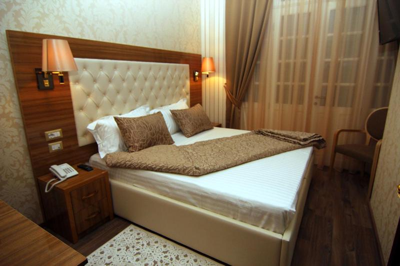 Hotel Boutique Restorant Gloria image