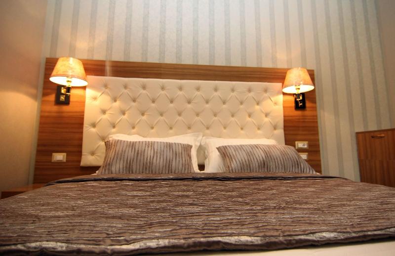 Hotel Boutique Restorant Gloria image
