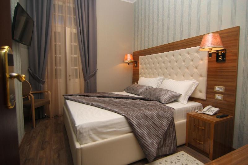 Hotel Boutique Restorant Gloria image
