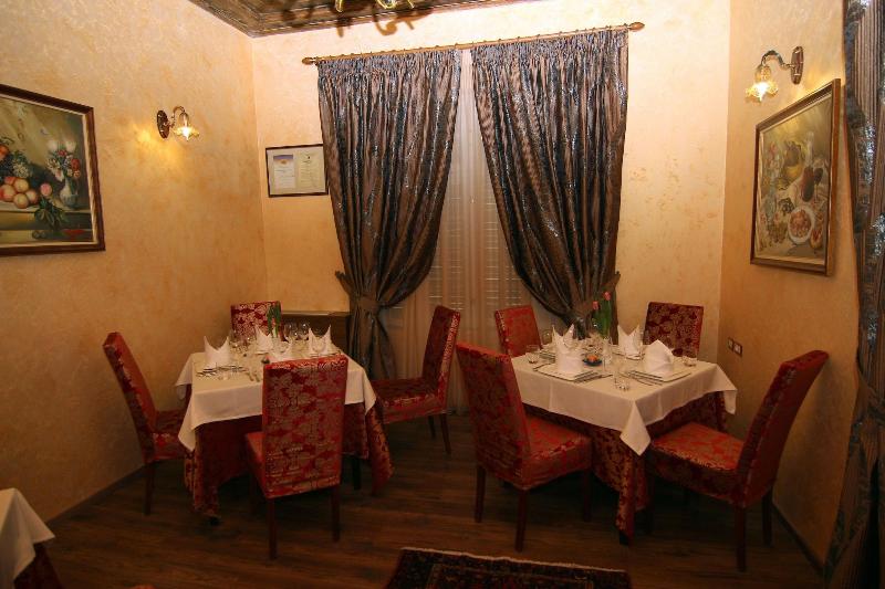 Hotel Boutique Restorant Gloria image