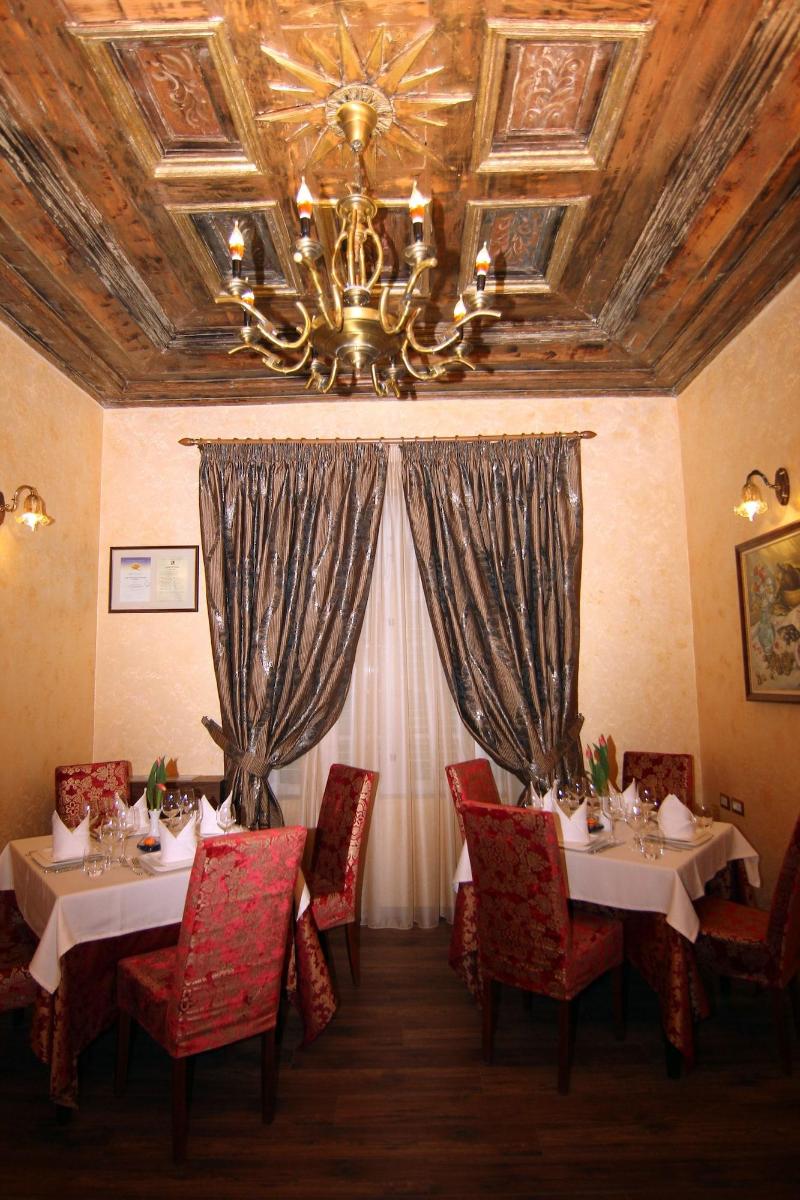 Hotel Boutique Restorant Gloria image