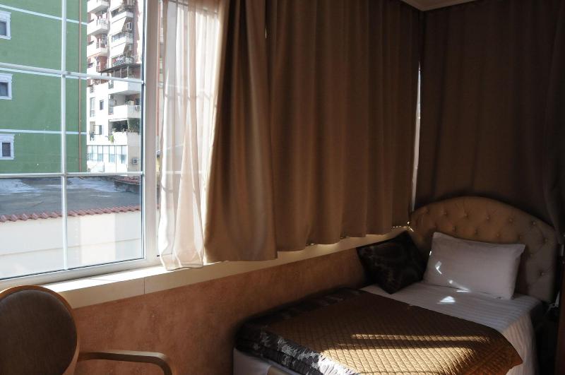 Hotel Boutique Restorant Gloria image