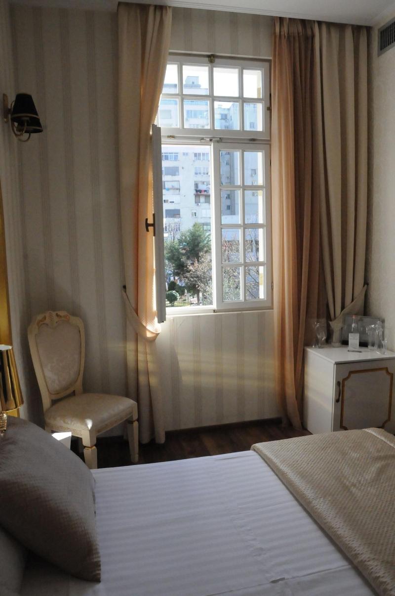Hotel Boutique Restorant Gloria image