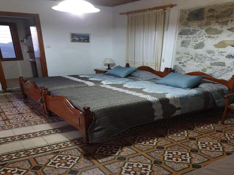 Two Flowers Hotel image